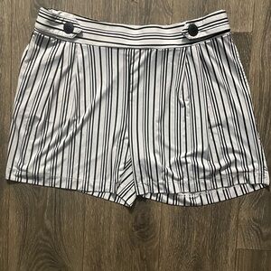 Robert Louis stretchy smooth striped Shorts business XL pockets spring